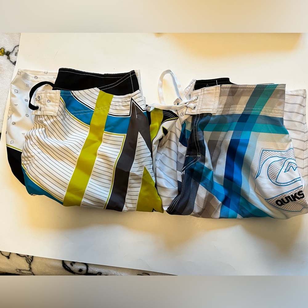 Quiksilver Swim Trunks (Size 34) (2x Bundle)
